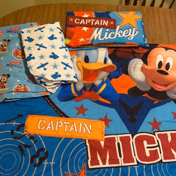Mickey Mouse Clubhouse Capt Mickey toddler bed set